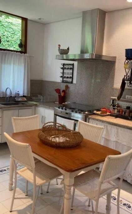 Casa Deliciosa Em Condo C/ Piscina Frente Ao Mar Sao Sebastiao  Εξωτερικό φωτογραφία